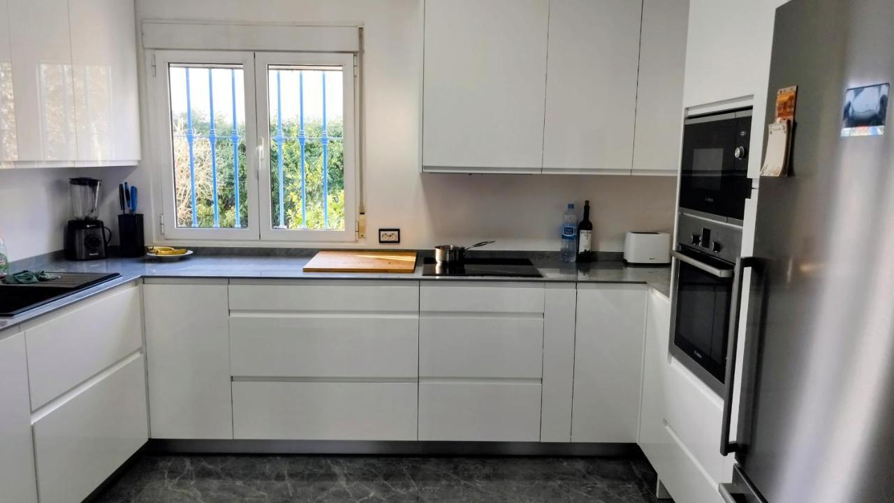 Villa With Private Pool, Bbq, Fitness Center & Sauna San Vicente Raspeig Exterior photo